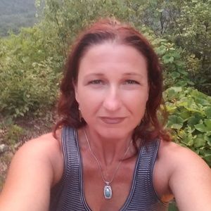 Meet your Posher, Rhiannon